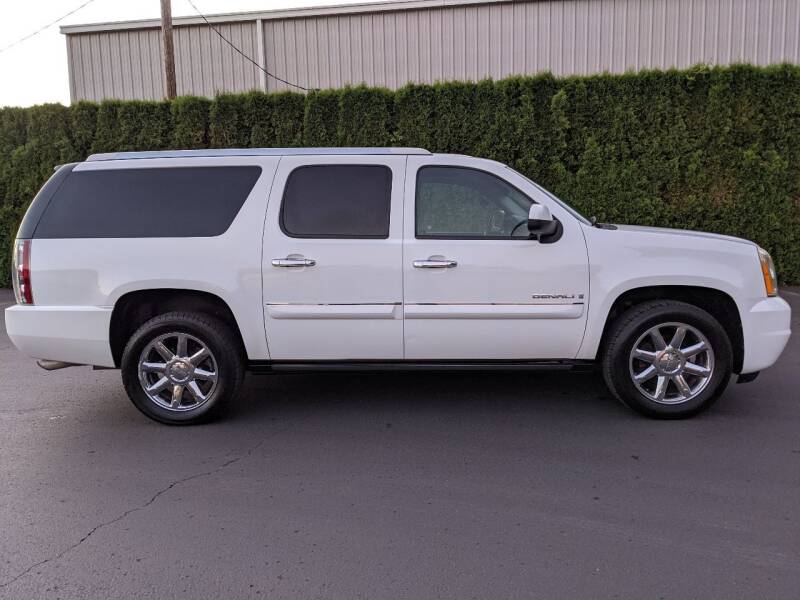 2008-gmc-yukon-xl-denali-awd-4dr-suv (5)