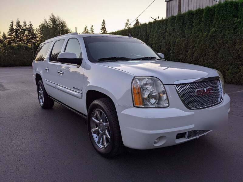 2008-gmc-yukon-xl-denali-awd-4dr-suv (6)