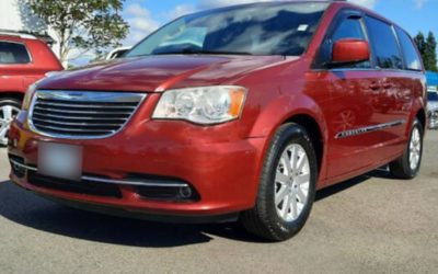 2014 Chrysler Town and country limited minivan 4d